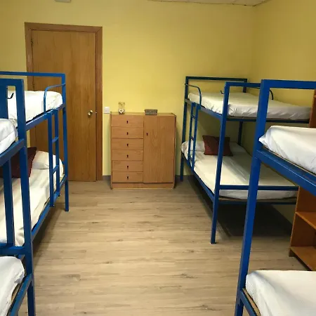 Granja Escuela Hostel *